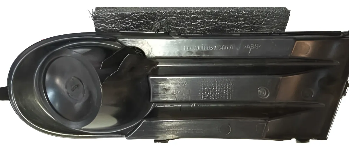 Moldura Farol Milha Direito Gol Voyage / G5 5u0853666a Preto Direito - Imagem 2